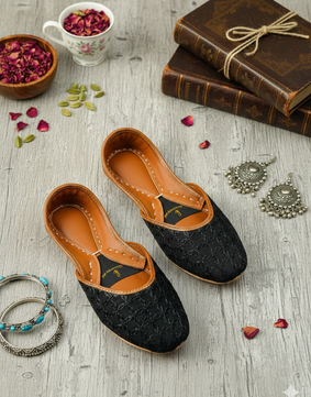 Chicken Kaari (black)