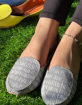 Grey line Loafer